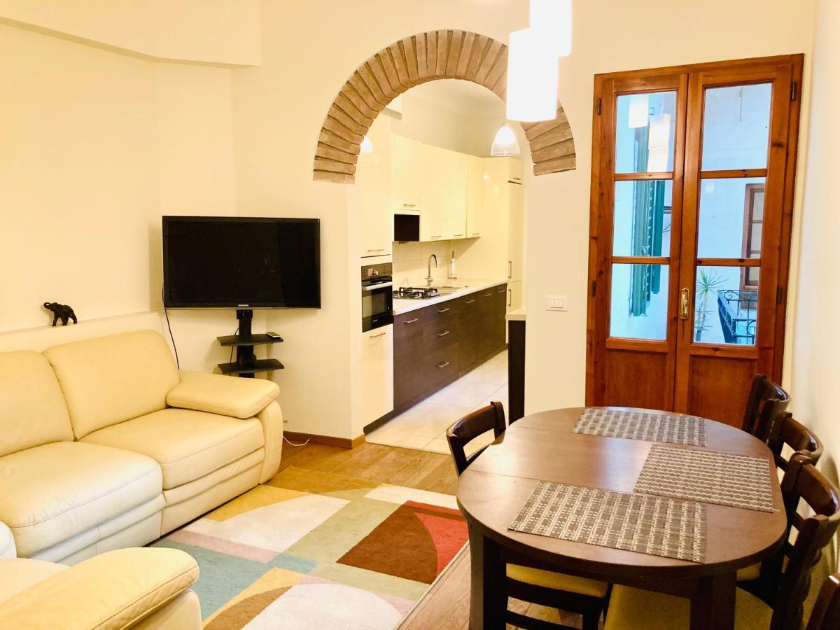 Appartamento con 3 Camere da Letto